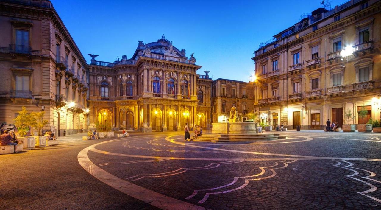 Apartment Mansarda In Palazzo D'epoca Catania